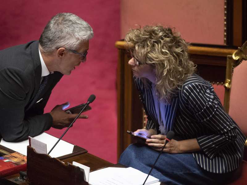 Nicola Morra e Barbara Lezzi (foto Ansa)