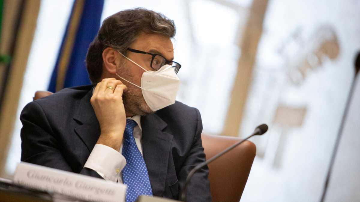 Immagine di Non solo Mise. La ragnatela di Giorgetti nei palazzi del governo