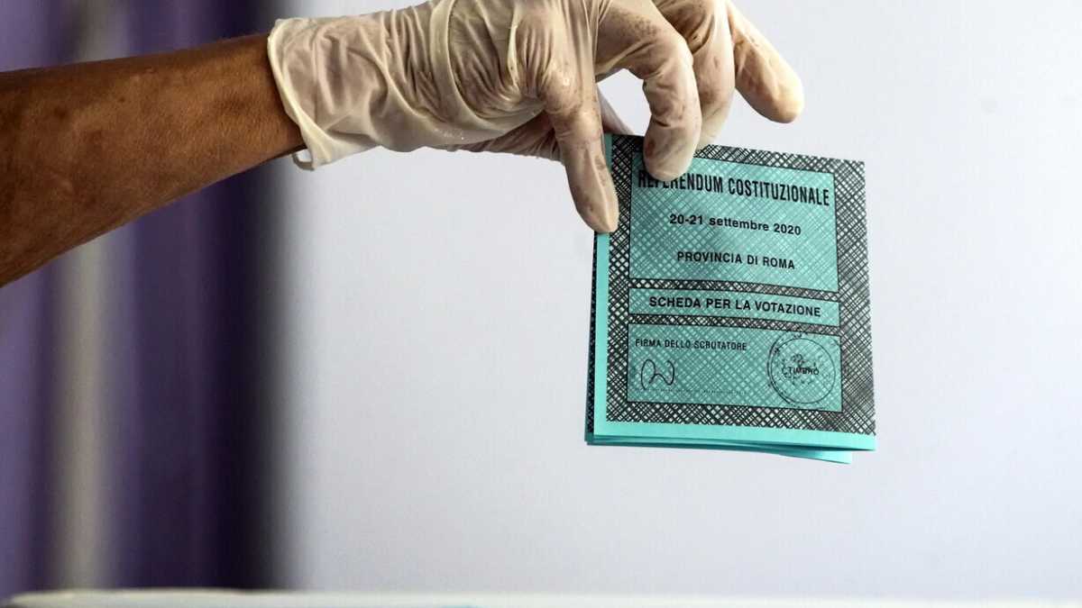 Immagine di Rinunciare al voto in Italia