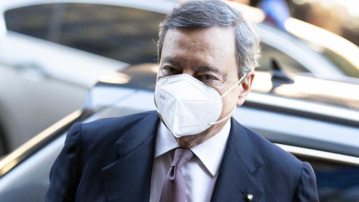 Immagine di A colazione da Draghi, il primo cdm di mattina. Giallo sui ristori: Mef in alto mare