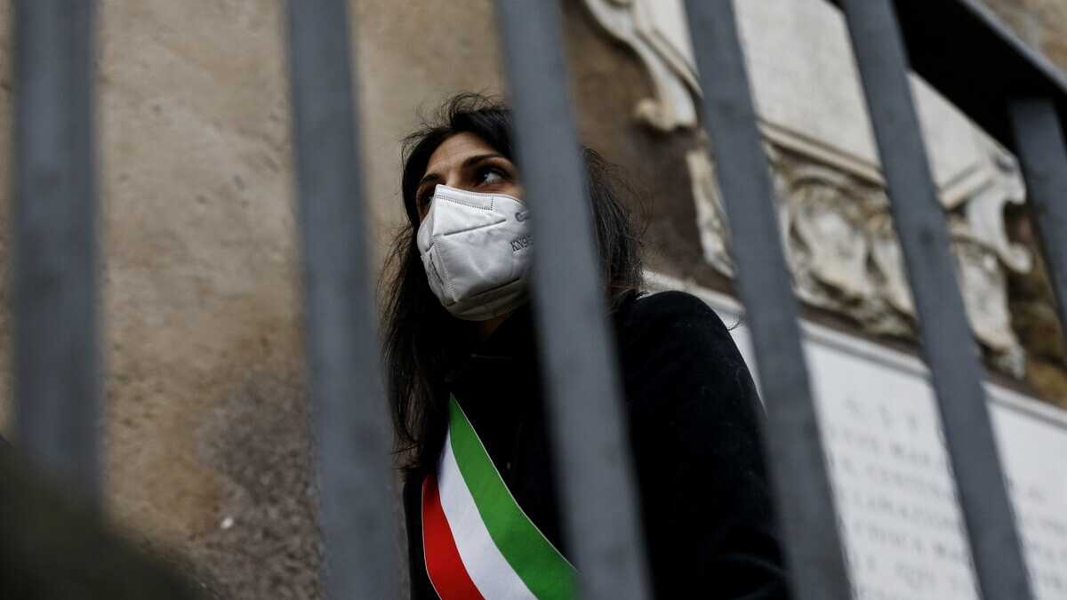 Immagine di Roma, abbiamo un problema. Il Pd alle prese con il bis di Raggi e i tweet di Grillo