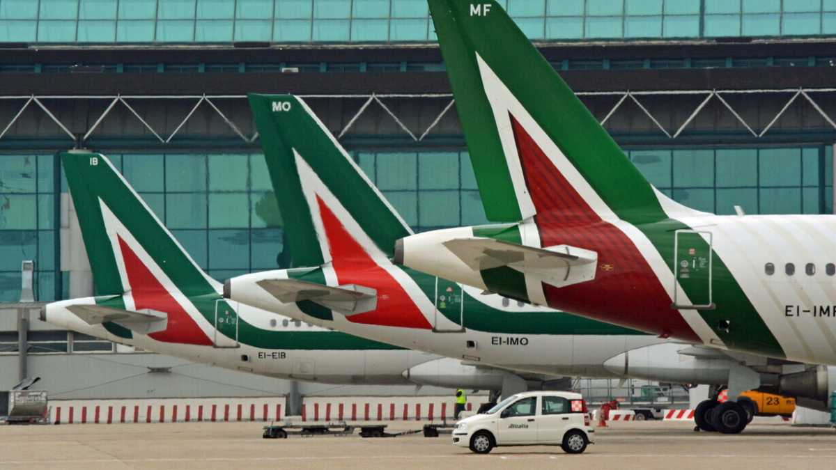 Immagine di Lufthansa, nazionalizzazione o spezzatino. Il governo Draghi ha un piano su Alitalia