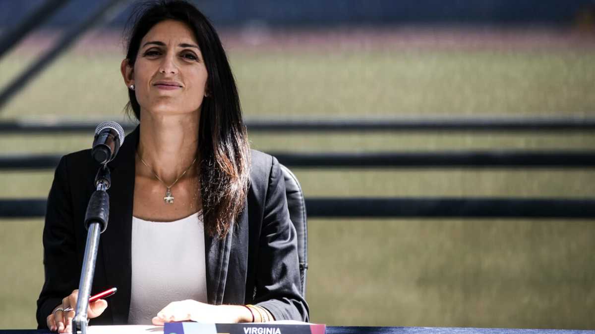 Immagine di Lo schiaffo della Roma alla Raggi