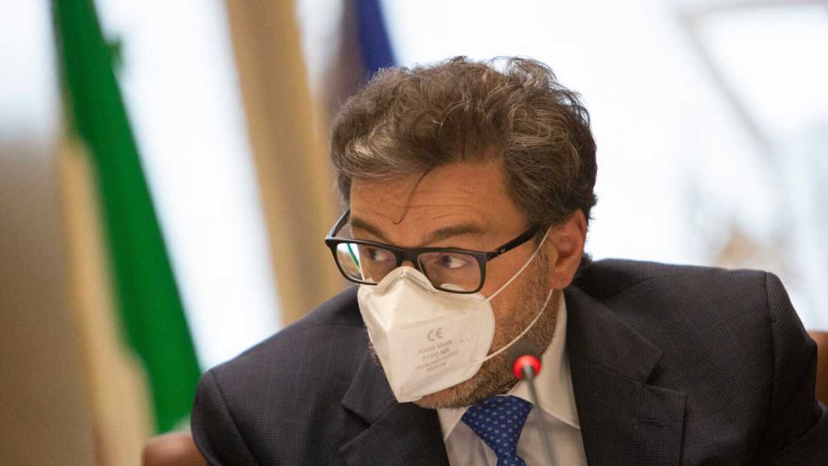 Immagine di Giorgetti, ministro dello sviluppo e delle annessioni