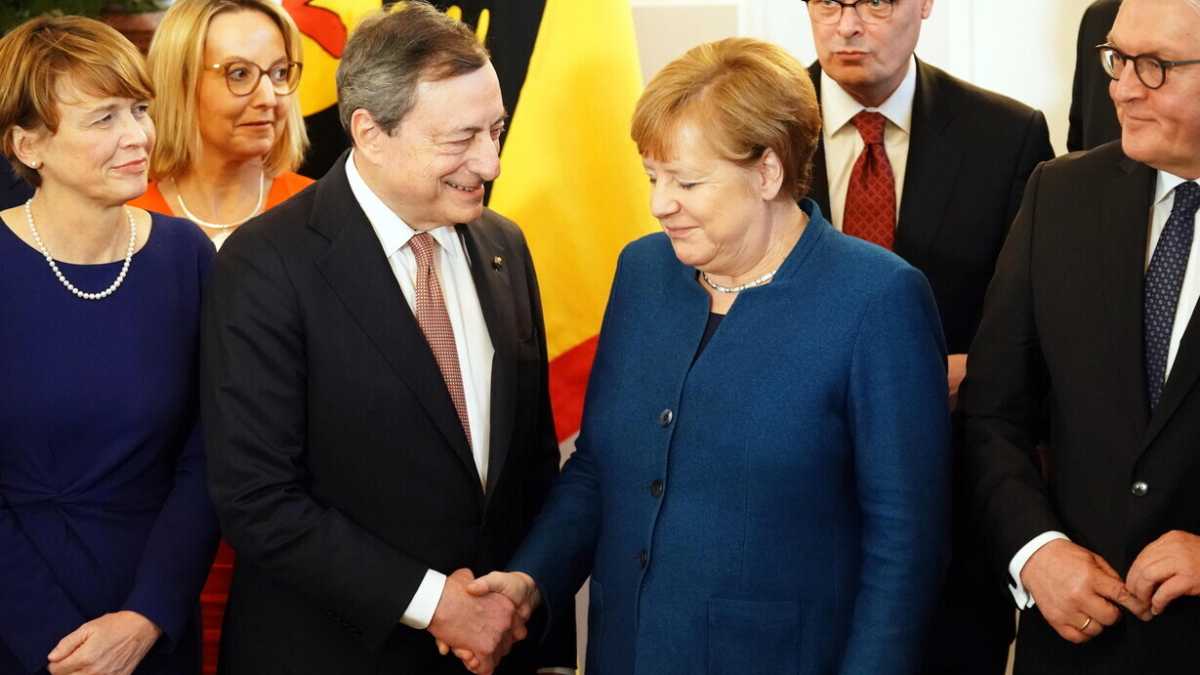 Immagine di La telefonata Draghi-Merkel e il futuro dell’Unione