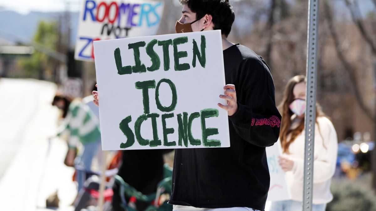 Immagine di Lasciate l’ideologia fuori dalla scienza e dai vaccini, grazie
