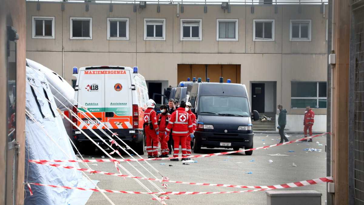 Immagine di Tutti i dubbi sulla morte dei detenuti nelle rivolte del carcere di Modena