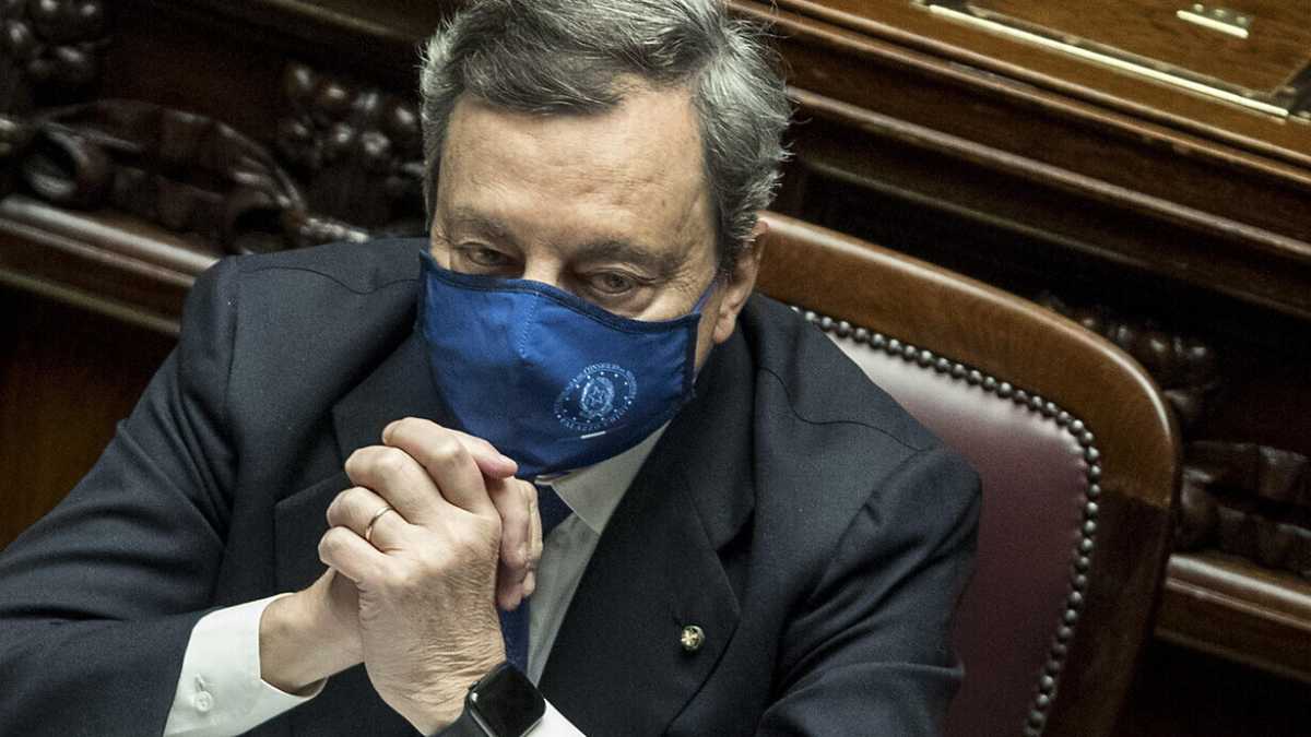 Immagine di La parola è d’argento, il silenzio è Draghi: il Pd? Not his business