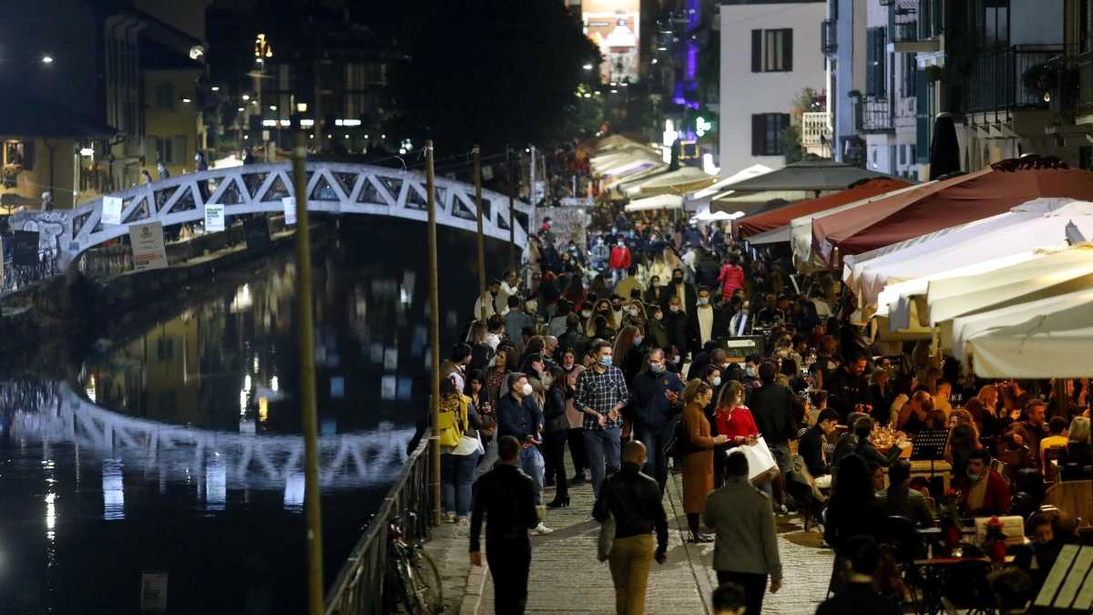 Immagine di La scuola di Baricco e le sciure milanesi