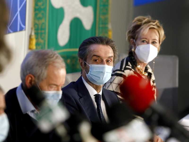 Guido Bertolaso, Attilio Fontana e Letizia Moratti: da loro dipende il piano vaccini in Lombardia (Ansa)