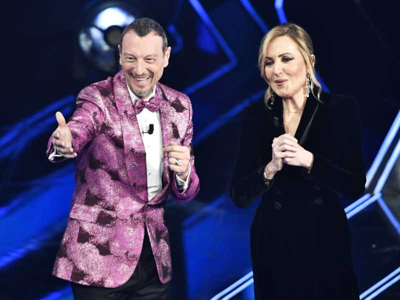Le buone intenzioni non divertono. A Sanremo, la quarta è senza scintille