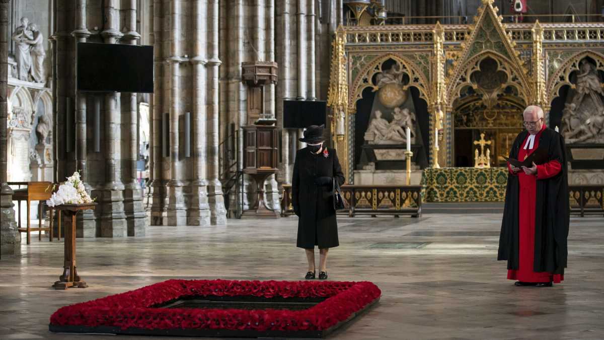 Immagine di Dio salvi la Regina (e la monarchia)