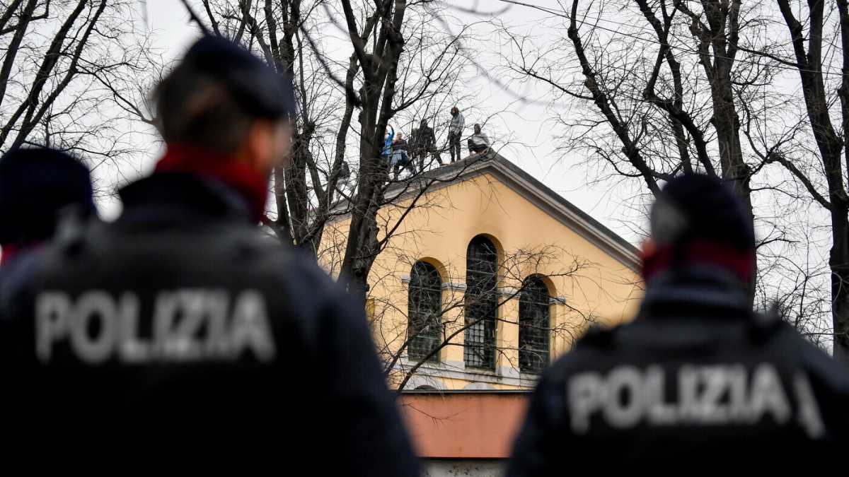 Immagine di "Oltre il virus": carceri stracolme mentre arranca la campagna vaccinale