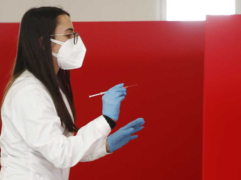 Lazio in arancione. Aumentano i contagi, ma pure le vaccinazioni