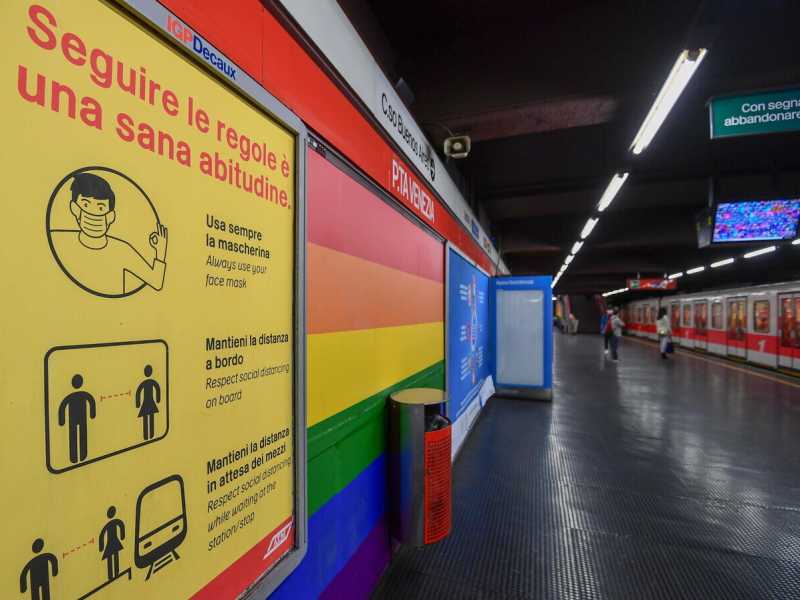 La fermata della metro Cadorna a Milano, le regole da seguire (Ansa)&nbsp;