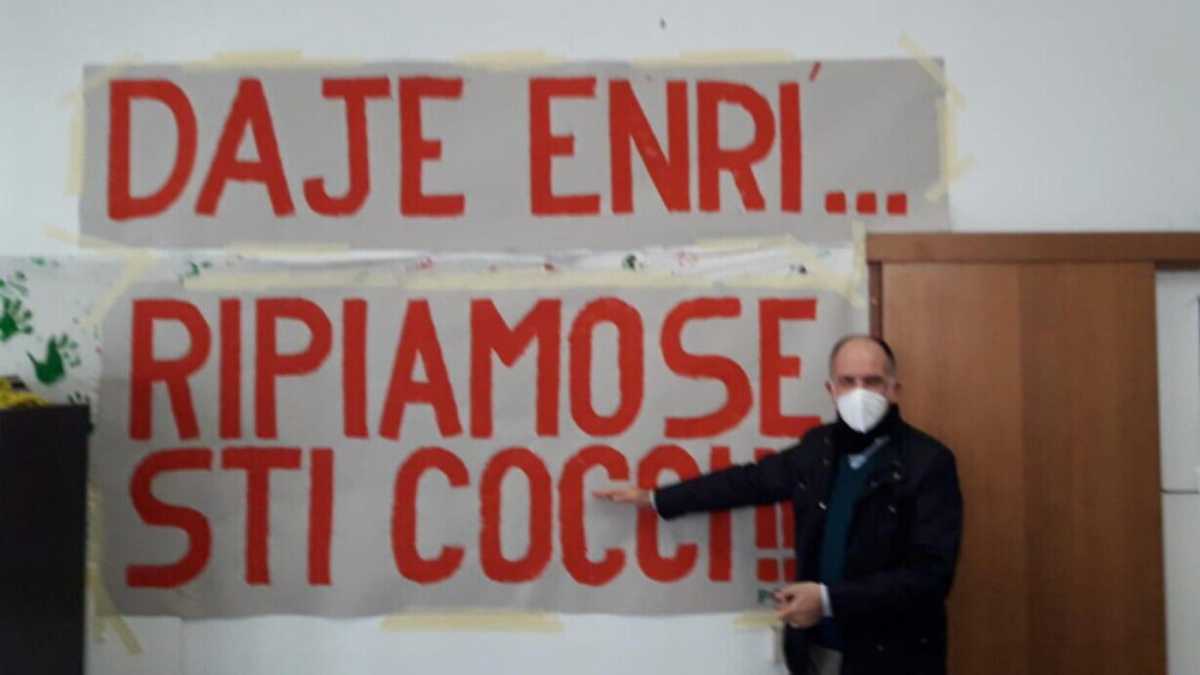 Immagine di Comincia l'Assemblea del Pd. Enrico Letta sarà il nuovo segretario. La diretta