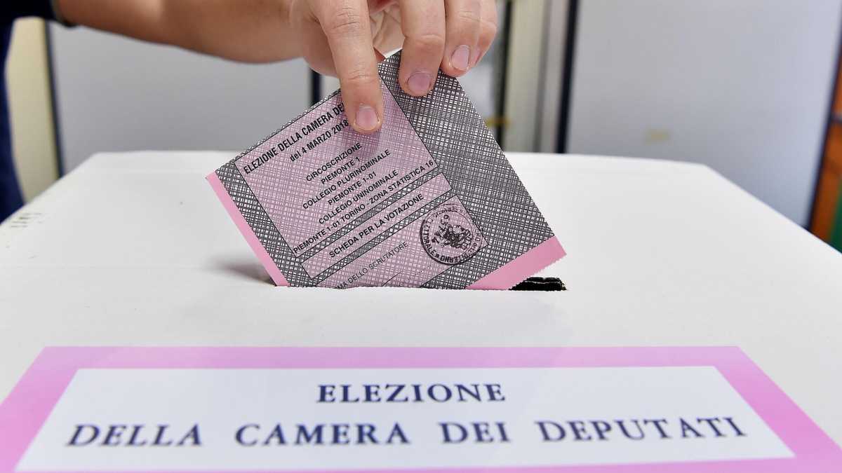 Immagine di Sedicenni alle urne