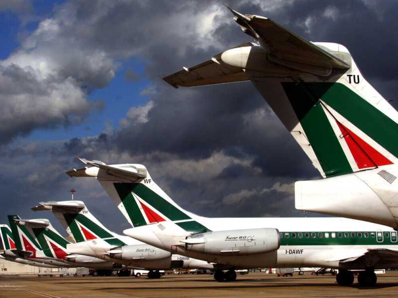 Un'Alitalia leggera, anzi leggerissima