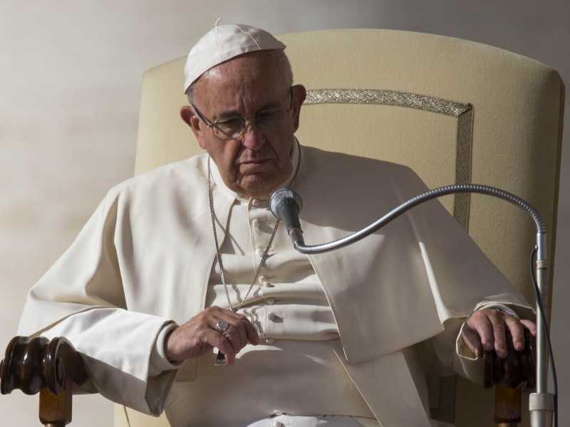 Dalla Le Pen ai teologi tedeschi, tutti contro Papa Francesco