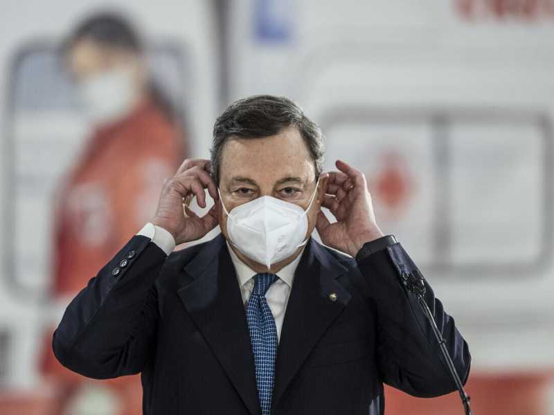 Il premier Mario Draghi (Ansa)