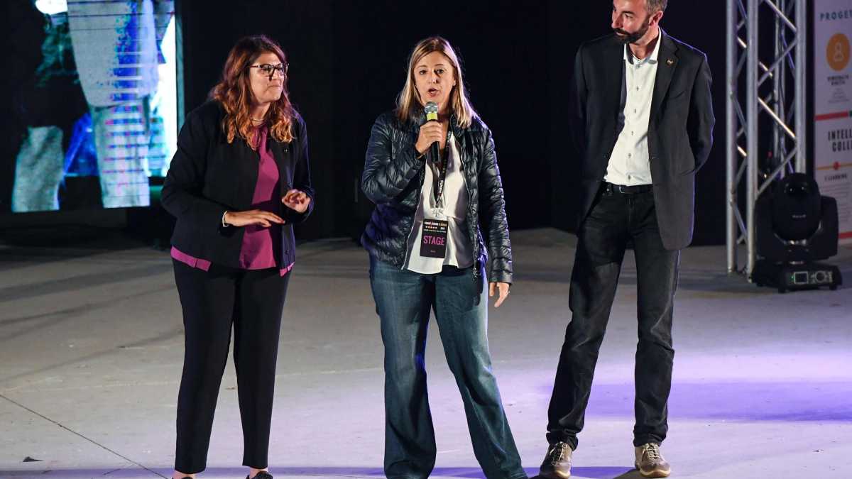 Immagine di Storia di Lombardi&Corrado, neo assessori per Zingaretti ed ex avversarie interne a Cinque stelle