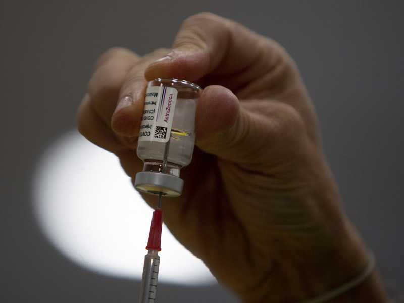 AstraZeneca, sicuro ed efficace