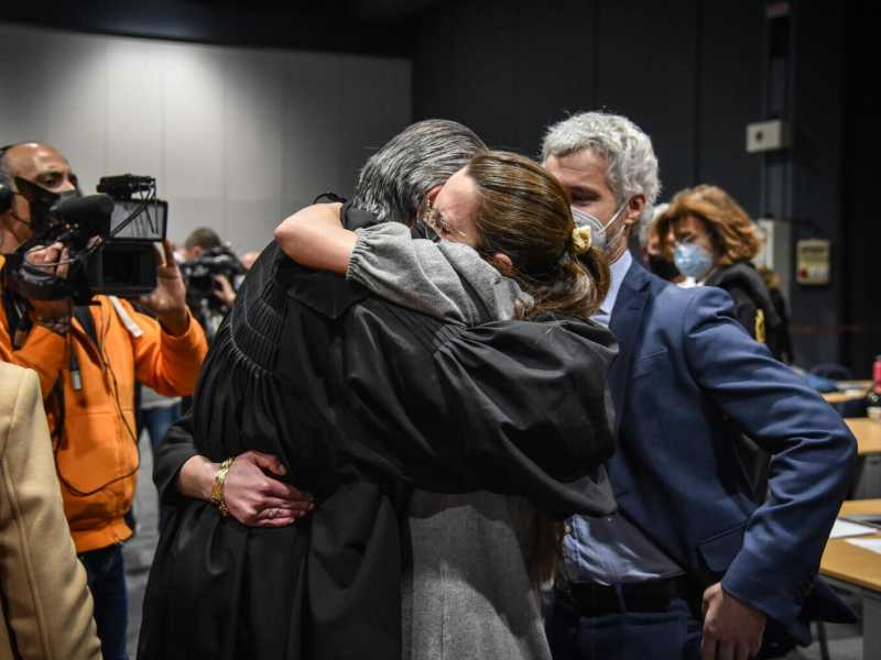 Reazioni dopo la lettura della sentenza del Tribunale di Milano per i 15 imputati nel processo Eni (ANSA/ MATTEO CORNER)&nbsp;<br />