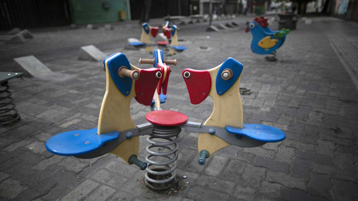 Immagine di Dove sono i nostri bambini? In quali pensieri? Viaggio al termine di uno strano oblio