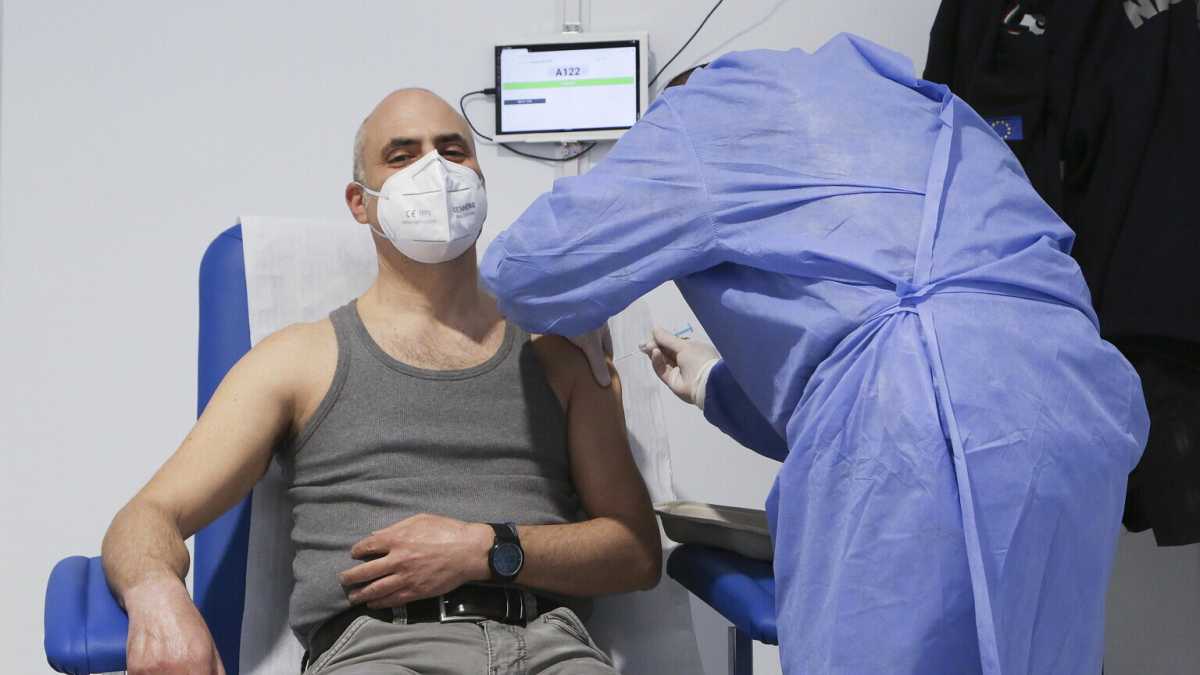 Immagine di I vaccinati e la vergogna del privilegio