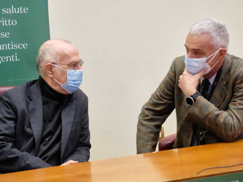 Il brutto spettacolo di un'Aifa politicizzata