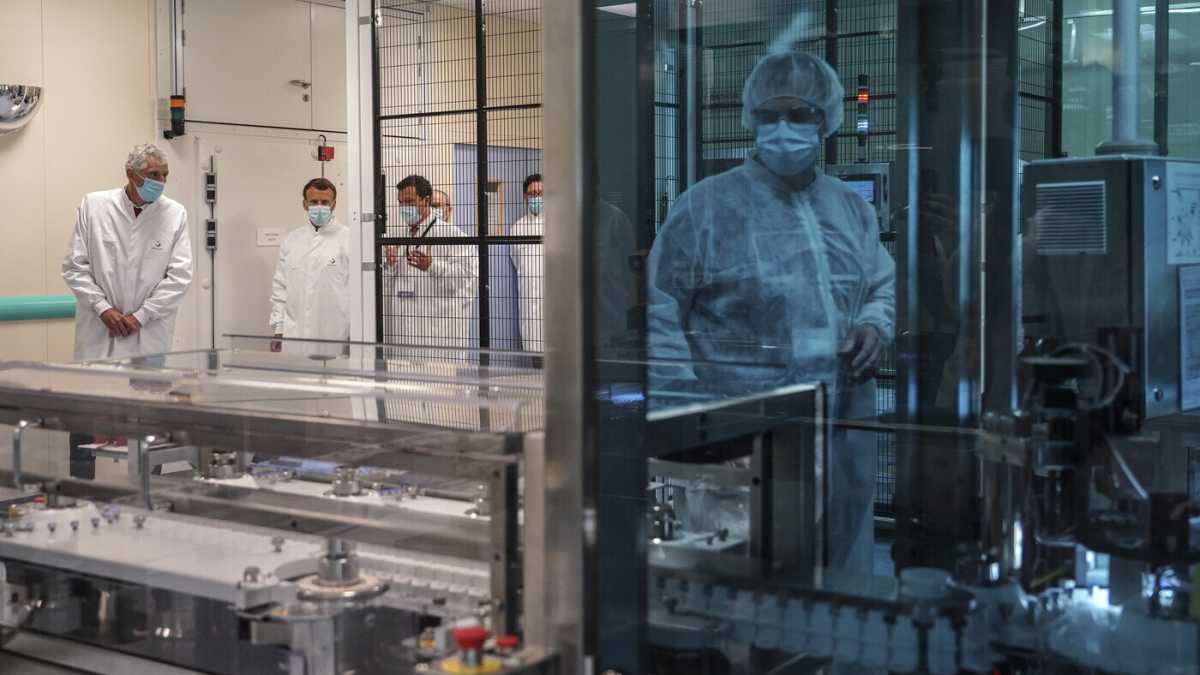 Immagine di Il virus “buono” e la benedetta avidità delle case farmaceutiche