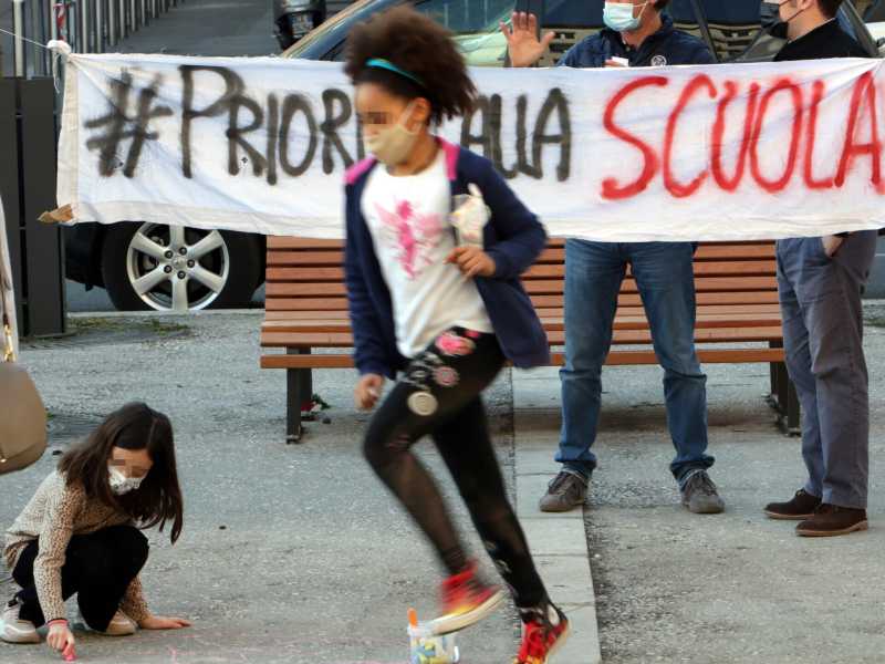 Riaprire per non richiudere