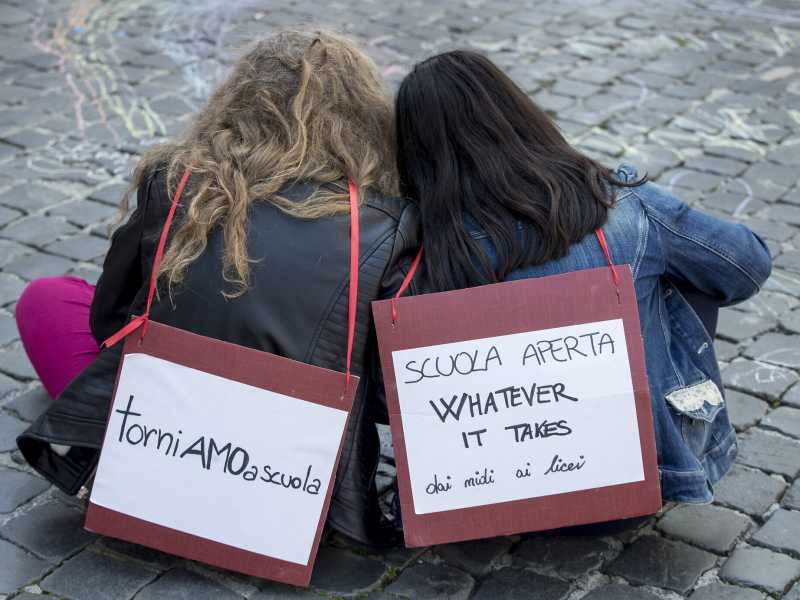 La scuola non è "untrice". Lo studio su Lancet