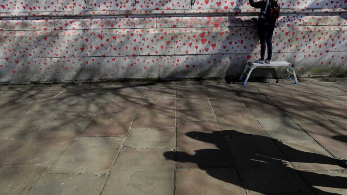 Immagine di Il primo passo degli inglesi verso la normalità