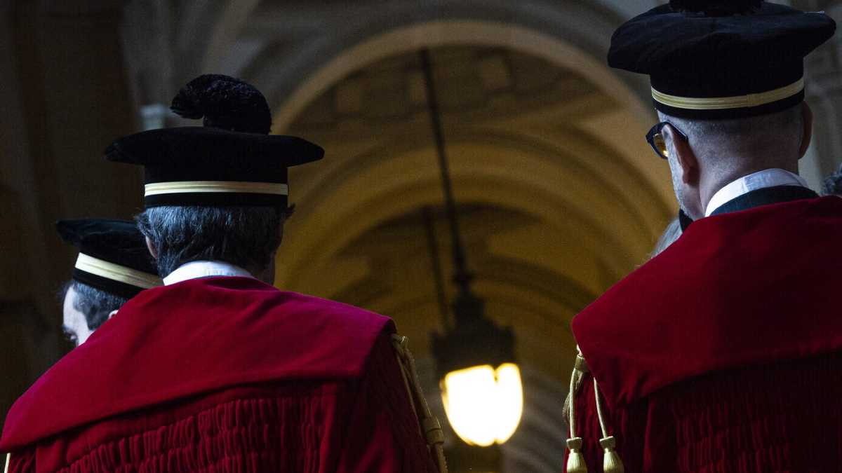 Immagine di Protestare è lecito, minacciare no