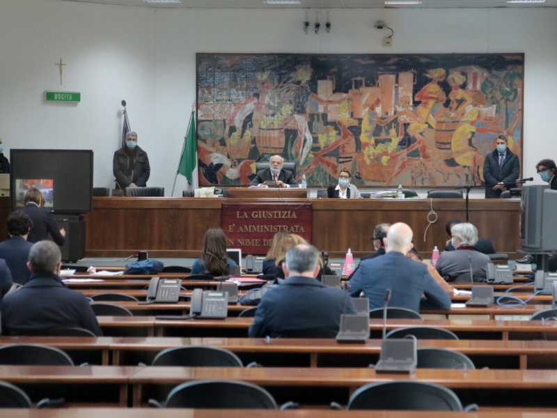 Qui bisogna difendere gli avvocati
