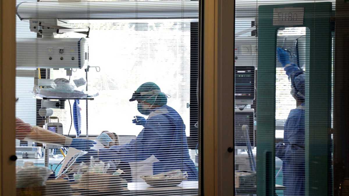 Immagine di Nel Lazio aumentano ricoveri e contagi