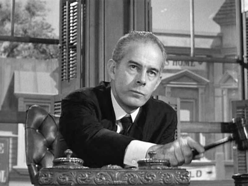 &nbsp;Il giudice Mel Coffey in "...e l'uomo cre&ograve; Satana" (Inherit the Wind), film del 1960 diretto da Stanley Kramer<br />