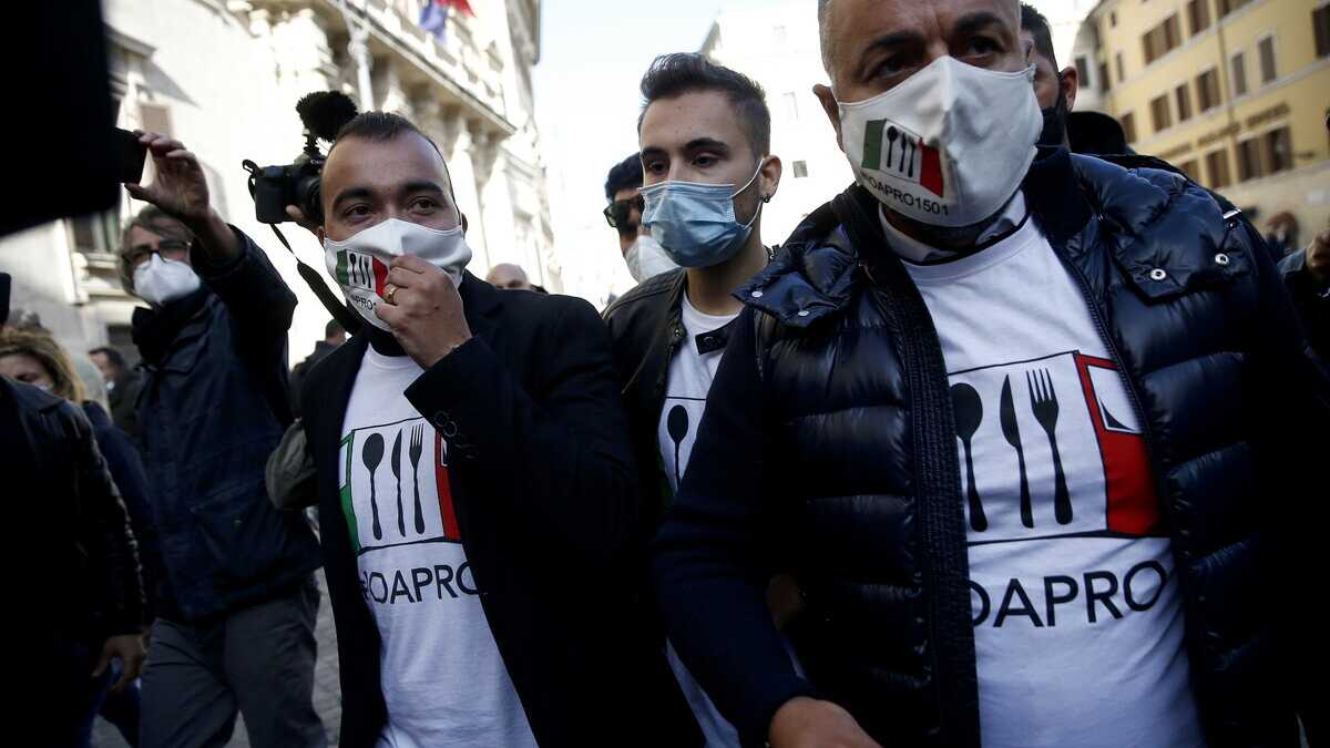 Immagine di Non è estremismo parlare di aperture. Una strada oltre Salvini c’è