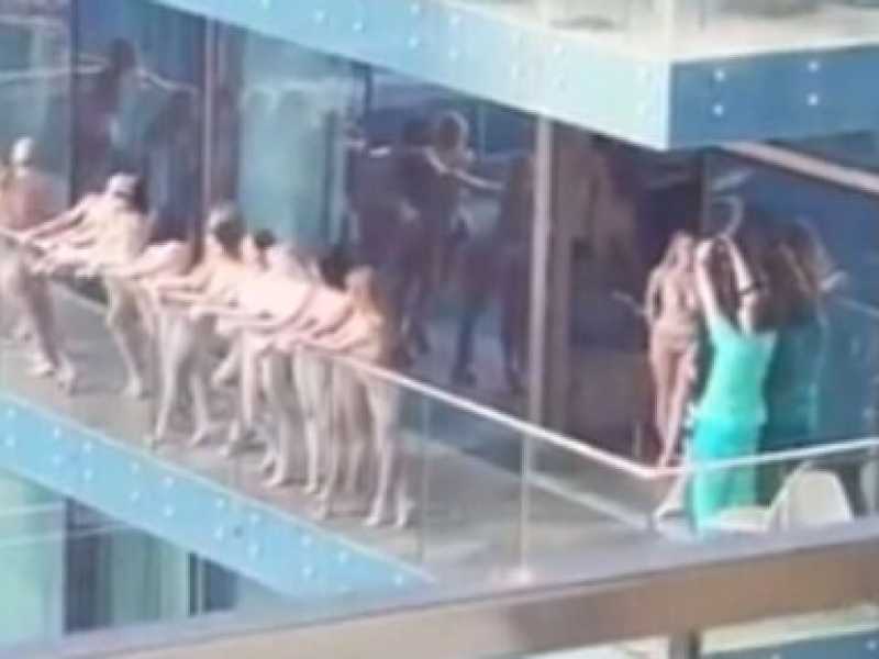 Le modelle nude a Dubai e la nostra informazione
