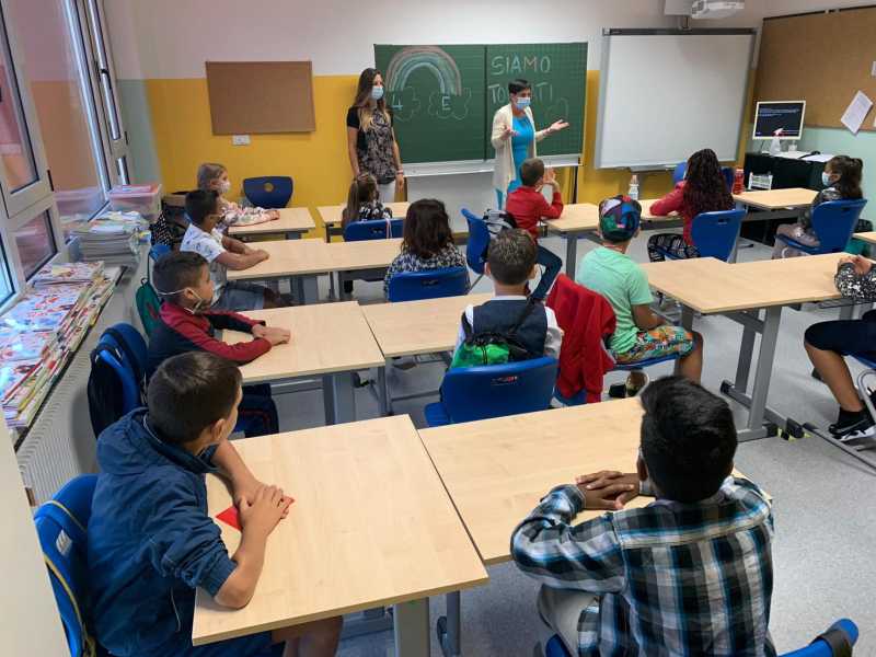 La ripresa dell'anno scolastico a Bolzano a settembre 2020 (Foto Ansa)