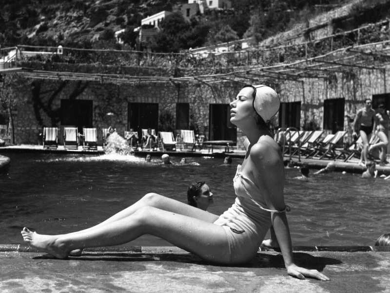 Le isole della "salute" di Vincenzo De Luca. L'acchiappaturista