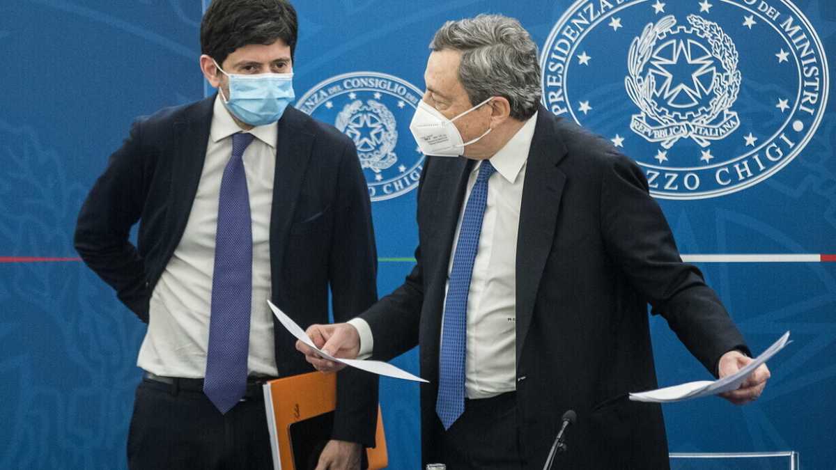 Immagine di Poteri speciali contro le regioni ribelli. Chiacchierata con Speranza