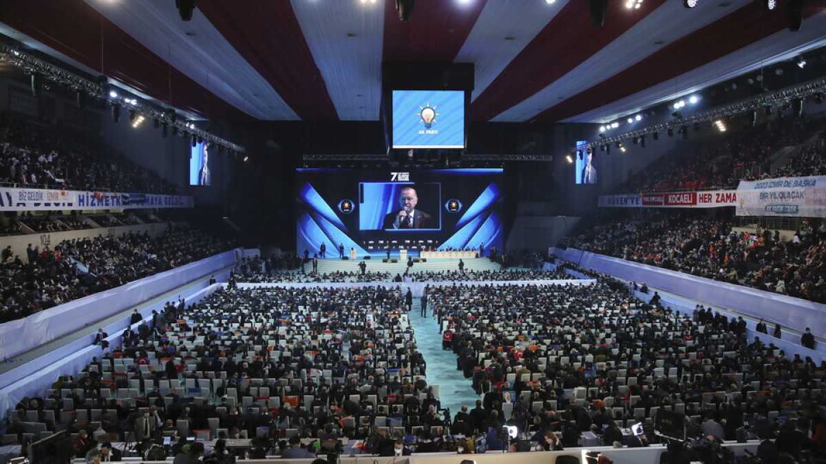 Immagine di Dittatori, dobbiamo cooperare