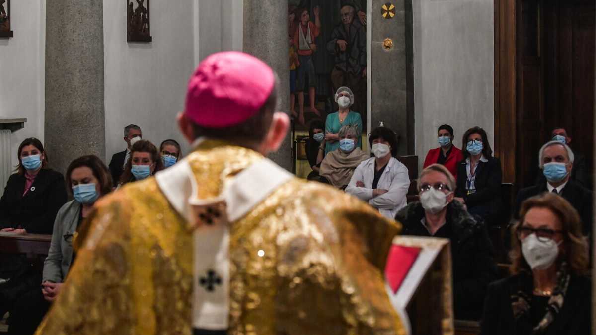 Immagine di Tra stato e Chiesa