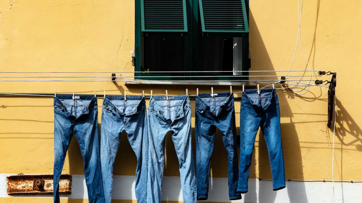 Immagine di Il ritorno dei jeans larghi. Ora è ufficiale: siamo ingrassati