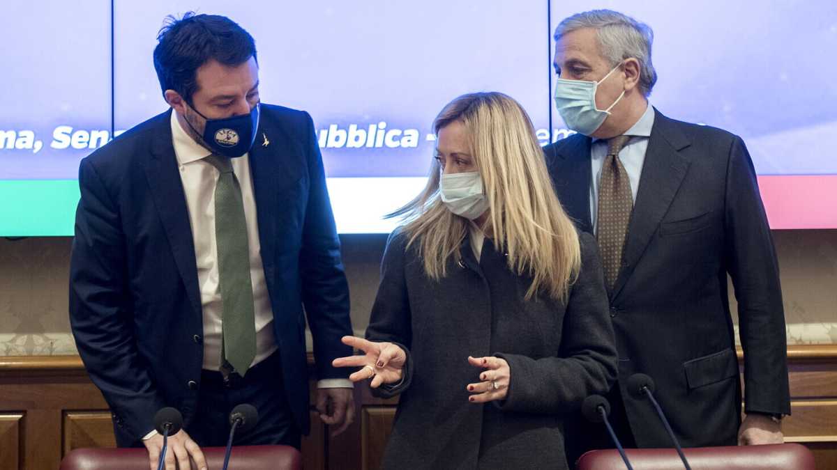 Immagine di Il centrodestra a trazione Meloni tenta il ribaltone alla Camera. Ma il blitz fallisce