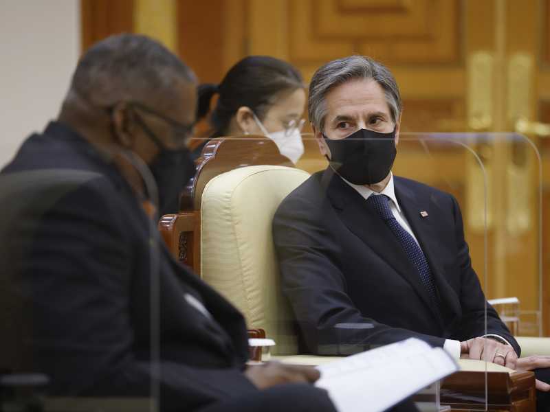 Antony Blinken (a destra) e Lloyd Austin (foto LaPresse) <br />