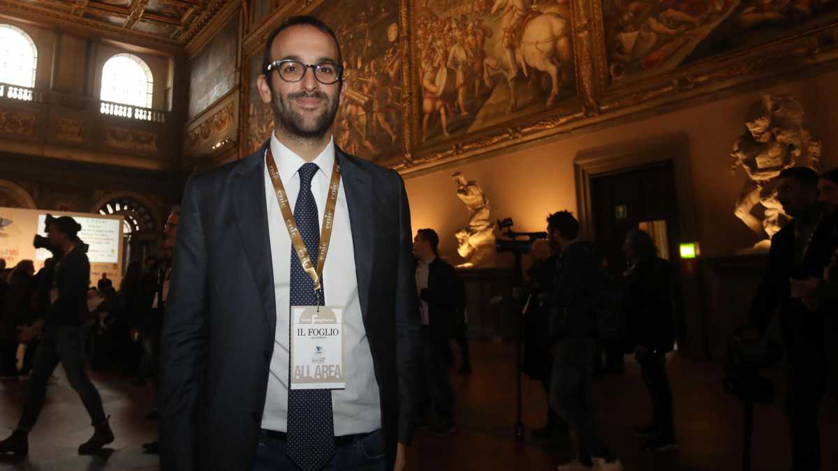 Immagine di Cerasa e lo scoop del Foglio: "Conte e il complotto? Rifugio per chi non ha contenuti"