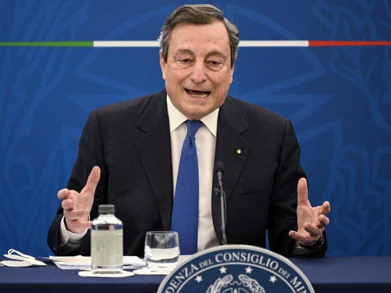 Draghi, il bunker e i dossier che scottano: i ministri gli chiedono più collegialità